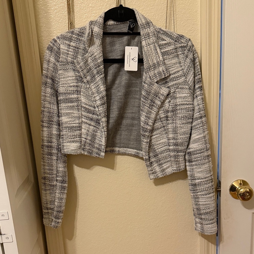 Gray Plaid Women's light weight blazer